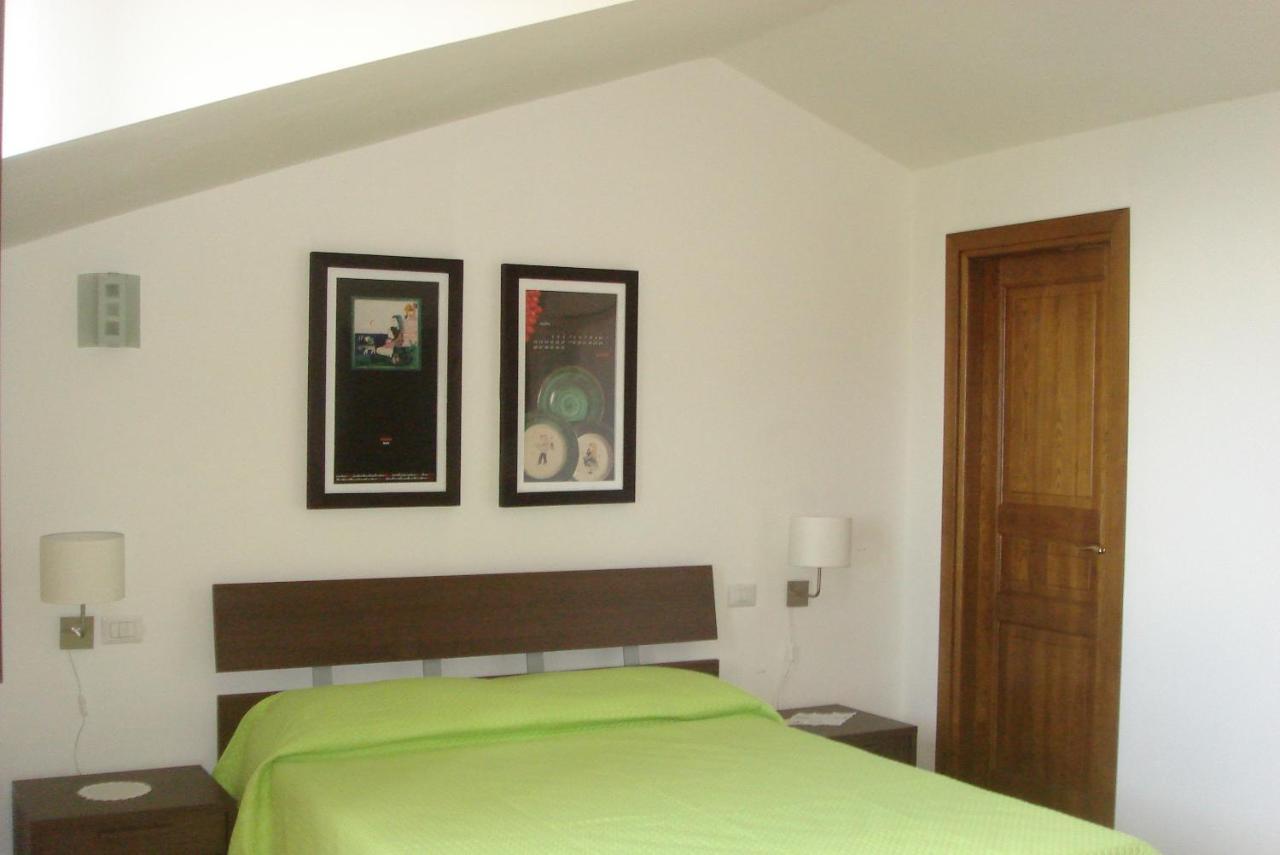 Agriturismo Ai Monaci Montano Antilia Luaran gambar