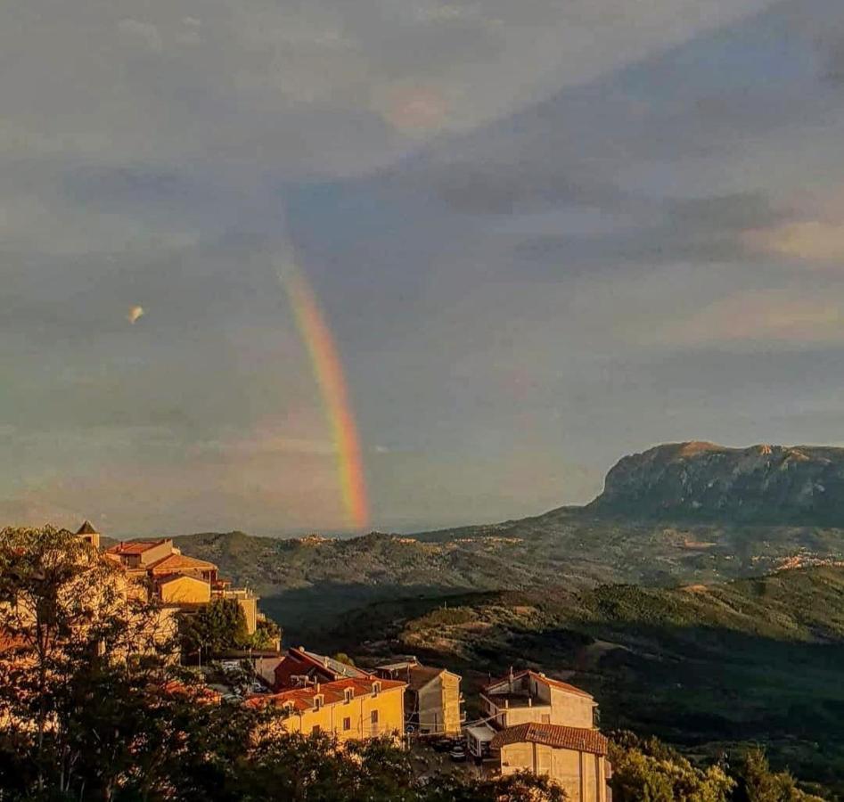 Agriturismo Ai Monaci Montano Antilia Luaran gambar